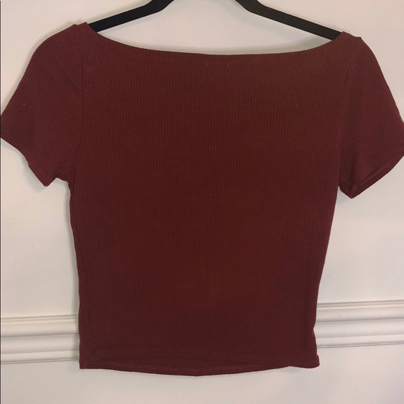 Burgundy Garage crop T-shirt - Picture 2 of 3